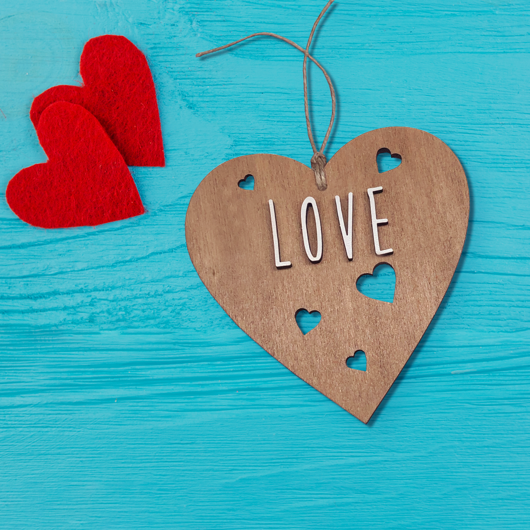 ❤️ Corazón de Madera San Valentín. LOVE – Mofletes