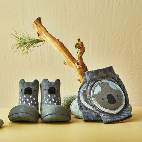 ATTIPAS Koala Pack Rodilleras + Zapatos Primeros Pasos