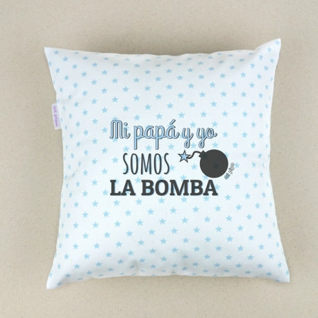 Cojín Personalizado azul Papá y yo somos la bomba